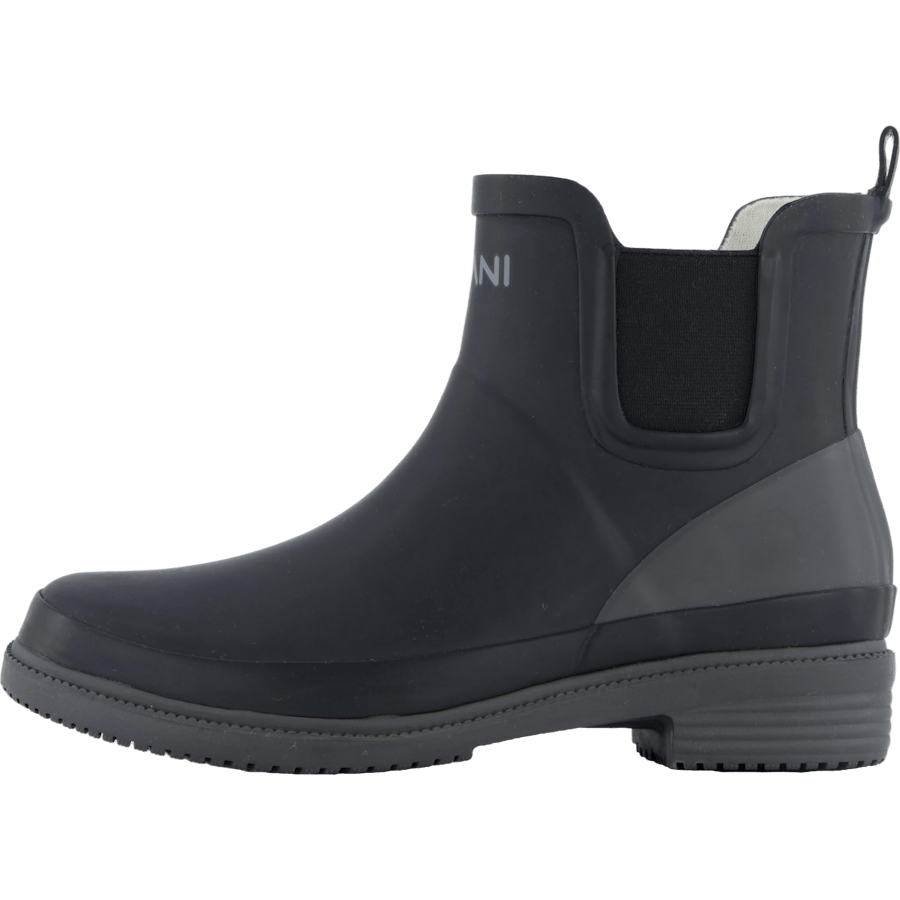 Low Color Boot W Black
