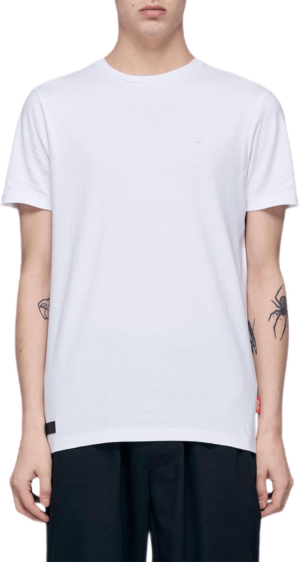 X Caliroots Bronzo Tee White