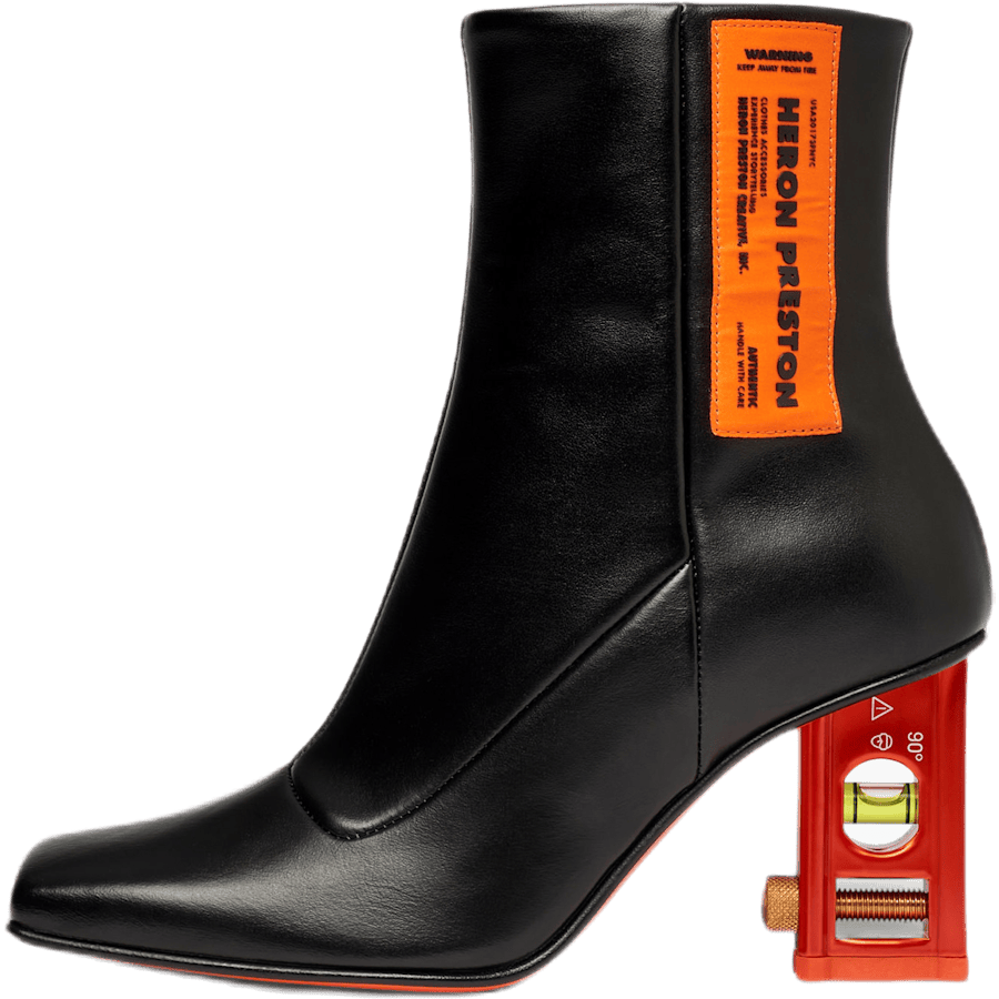 Level Booite Leather Black