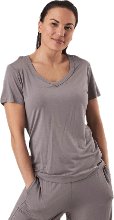 Sophisticated Modal S/S V-Neck Beige