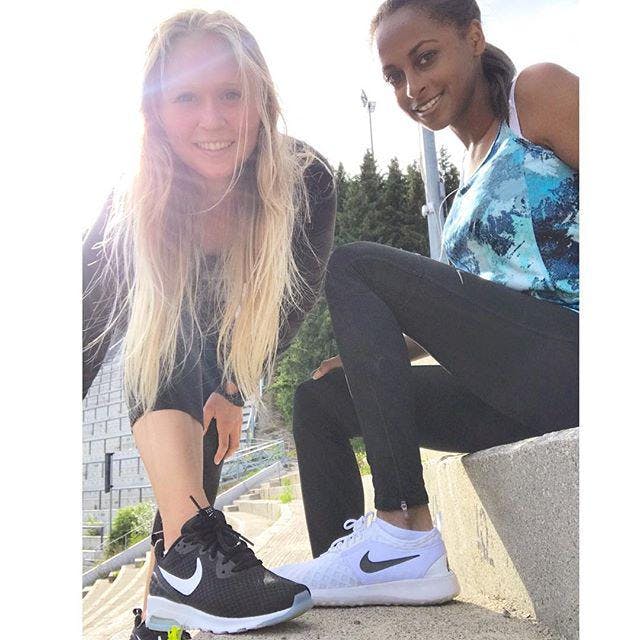 Osta Nike Wmns Nike Juvenate WhiteBlack kengät Online Osta Nike Wmns Nike Juvenate WhiteBlack kengät Online