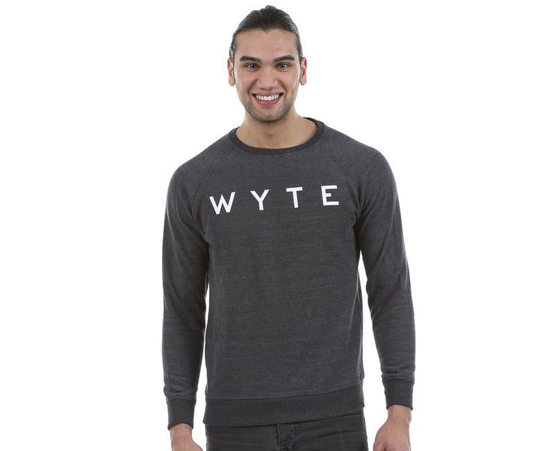 8 långärmade sweatshirts 